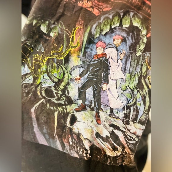 Jujutsu Kaisen Anime Manga TShirt - Size S  Crunchy Roll Rare - Picture 2 of 5